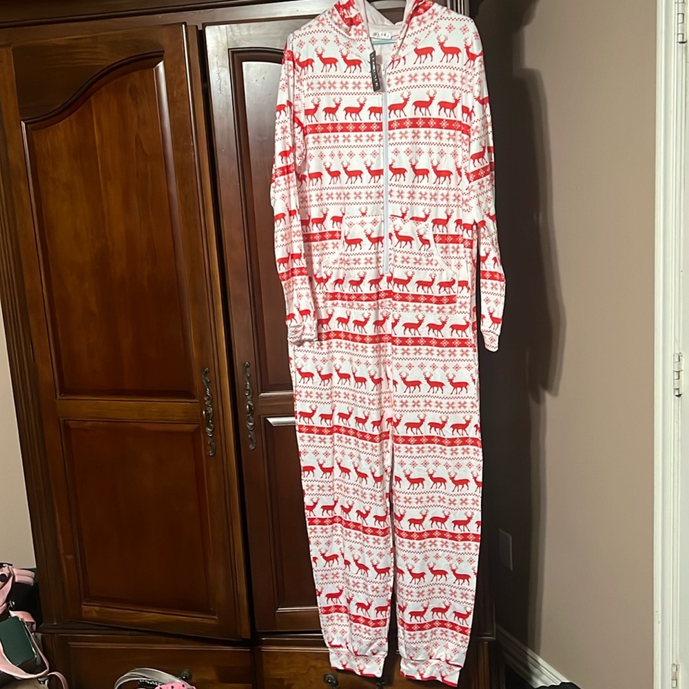 NWT EKOUAER one piece Christmas pajamas Size XL